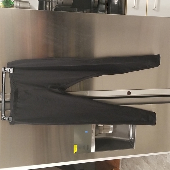💕HEIRLOOM💕 Black Leggings Medium M - Picture 1 of 6